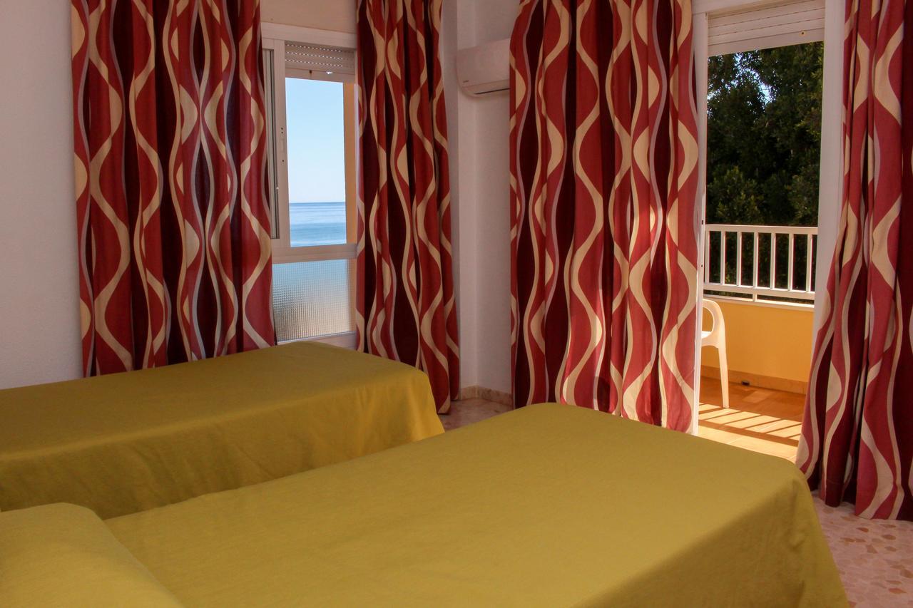 Hostal Esperanza เบนาคาราเฟ ภายนอก รูปภาพ