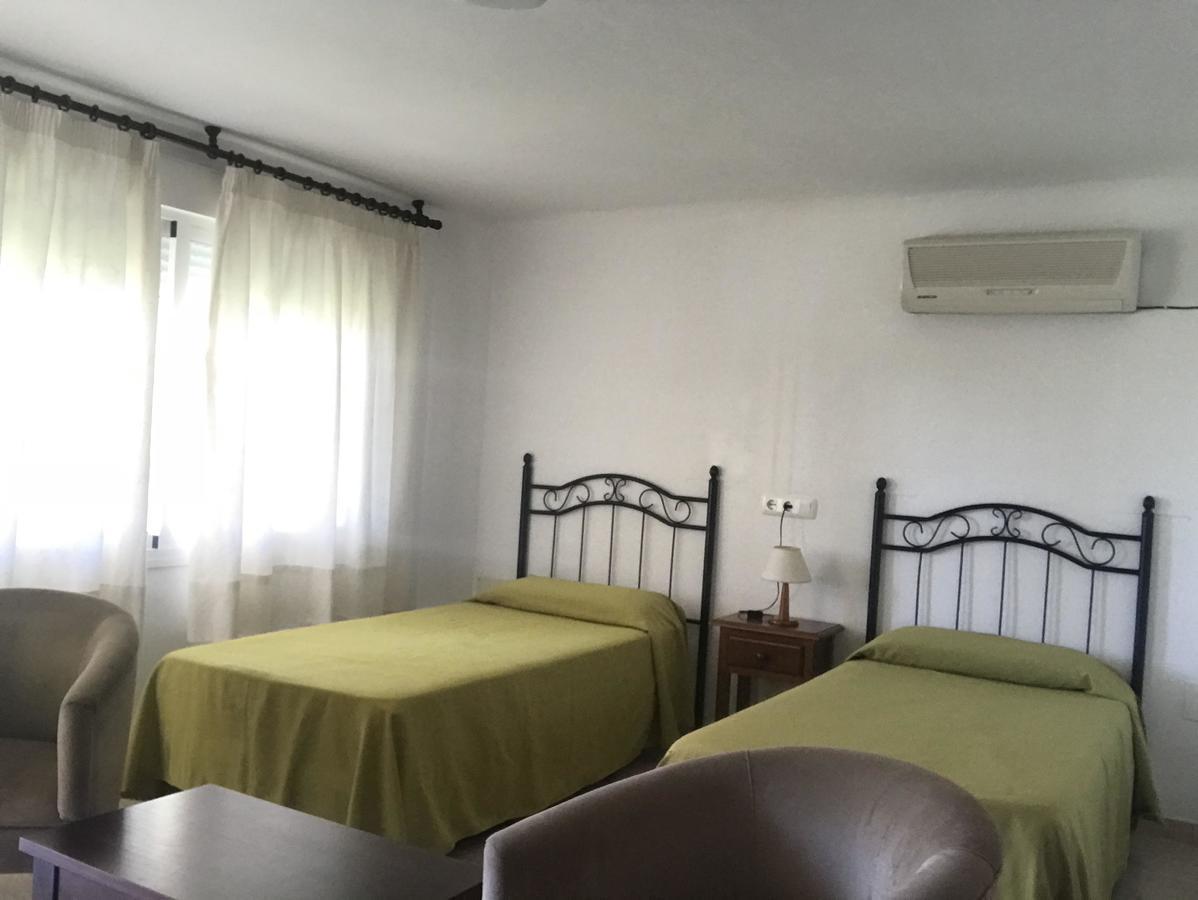 Hostal Esperanza เบนาคาราเฟ ภายนอก รูปภาพ
