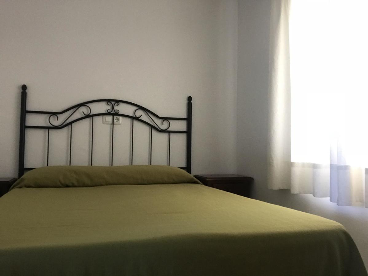 Hostal Esperanza เบนาคาราเฟ ภายนอก รูปภาพ