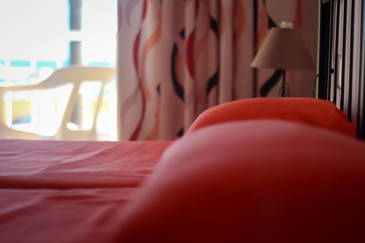 Hostal Esperanza เบนาคาราเฟ ภายนอก รูปภาพ