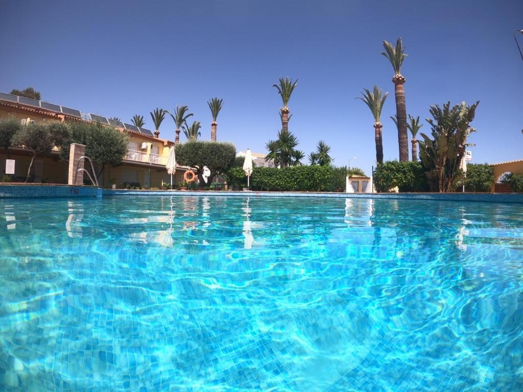 Hostal Esperanza เบนาคาราเฟ ภายนอก รูปภาพ